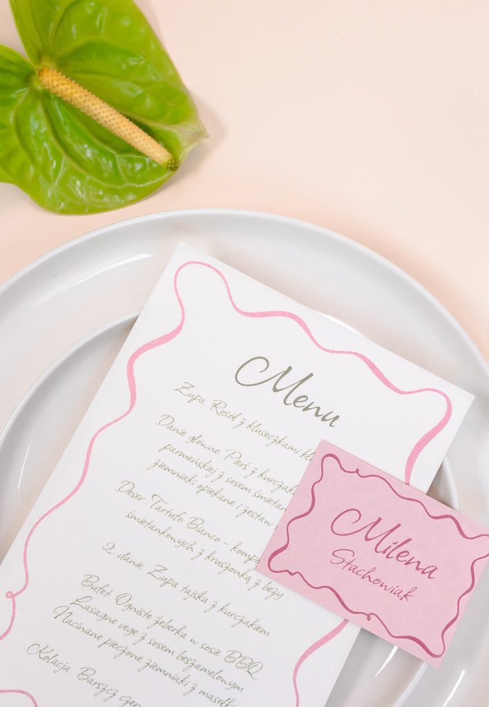 Oryginalne menu ślubne z różową winietką z kolekcji Crazy in Love